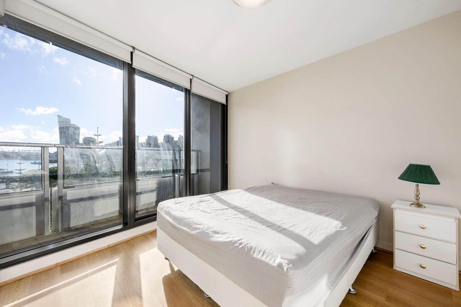 503/100 Harbour Esplanade, Docklands, Vic