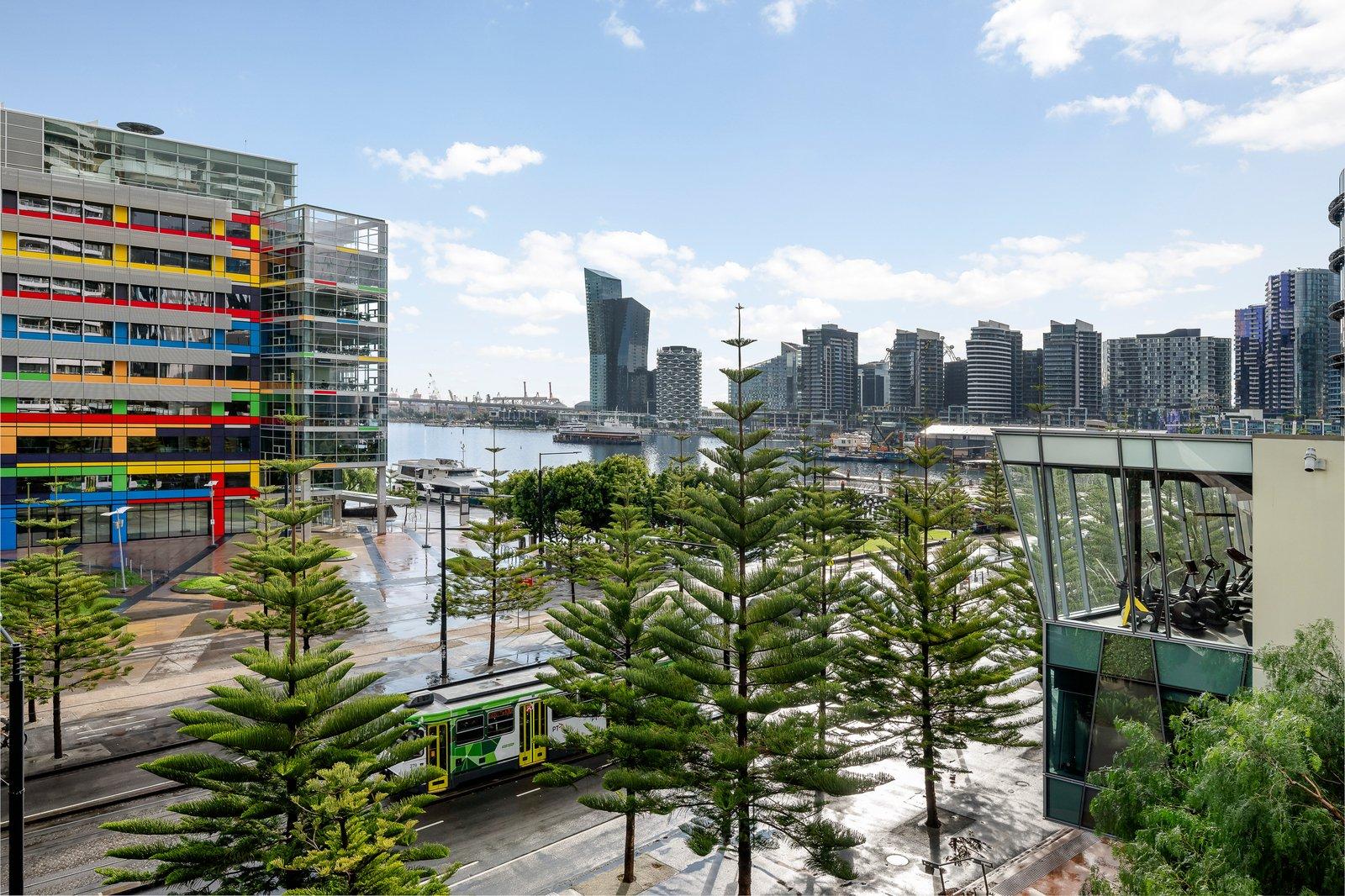 503/100 Harbour Esplanade, Docklands, Vic