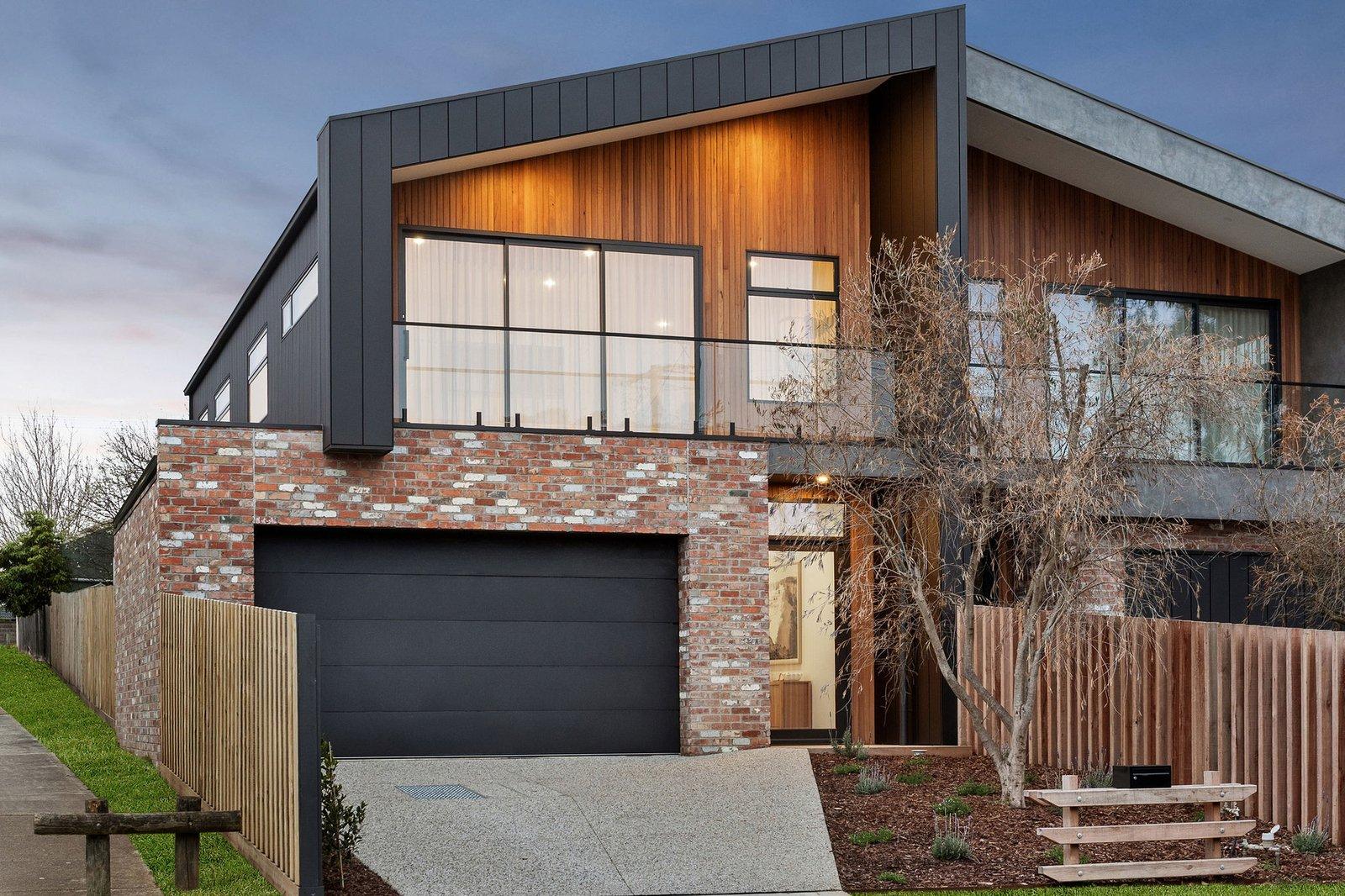 51 Carnoustie Grove, Mornington, 3931