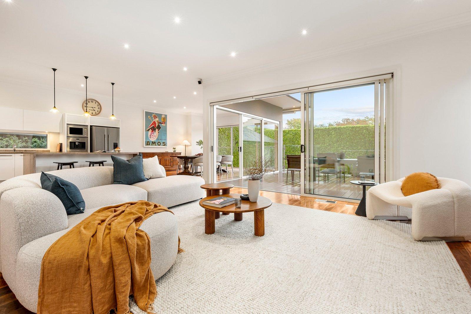 51 Erica Avenue, Glen Iris, 3146