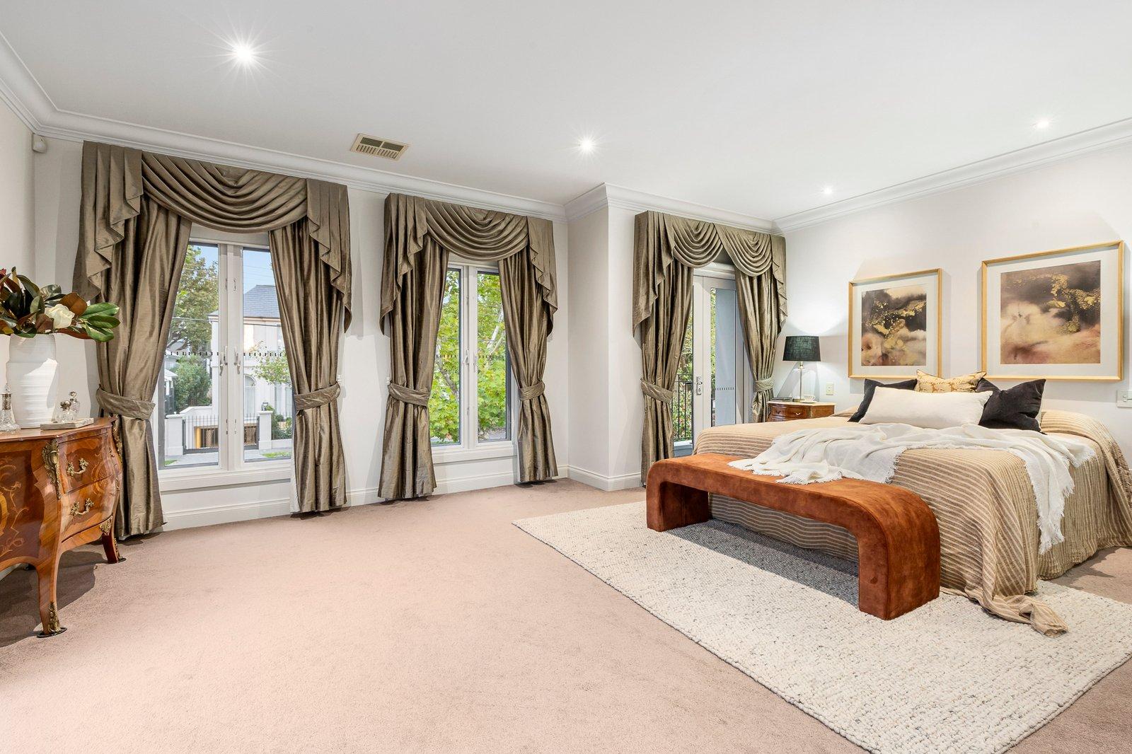 51 Erica Avenue, Glen Iris, 3146