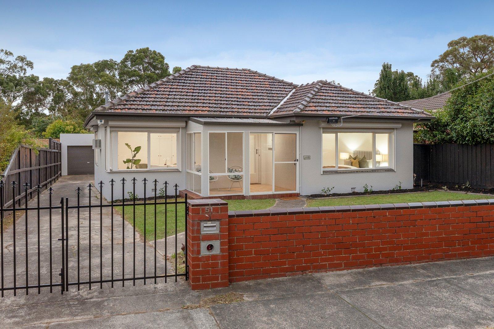 51 Flowerdale Road, Glen Iris, 3146