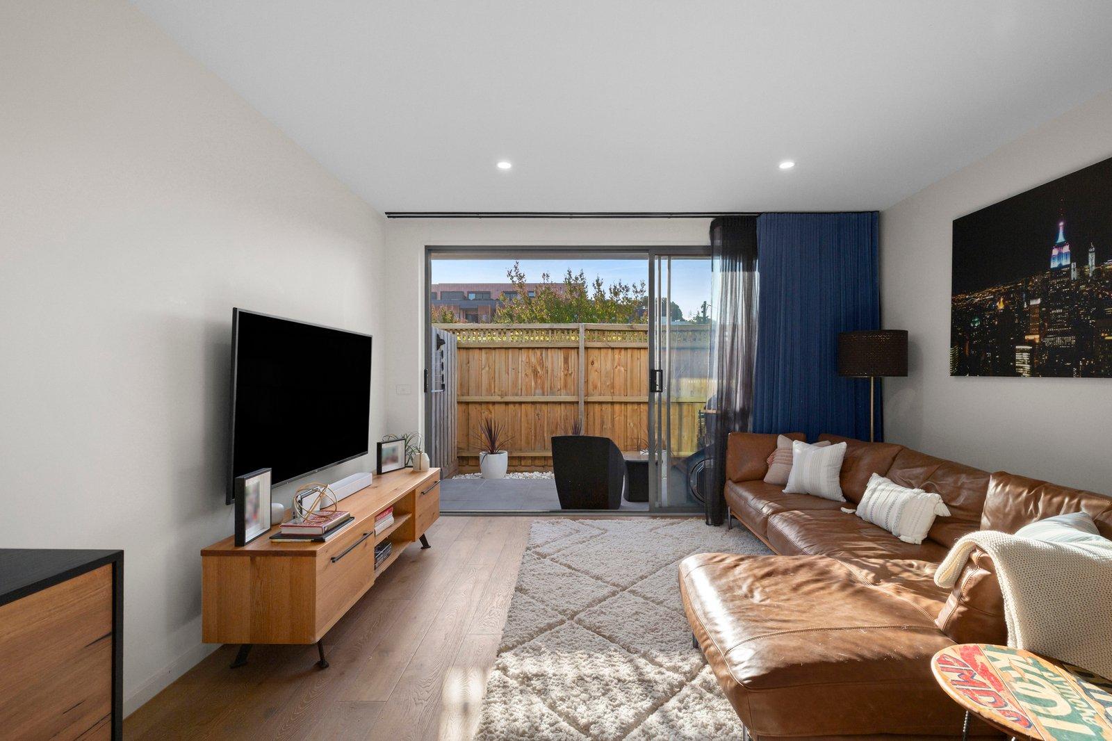 5/12 Barker Street, Cheltenham, 3192