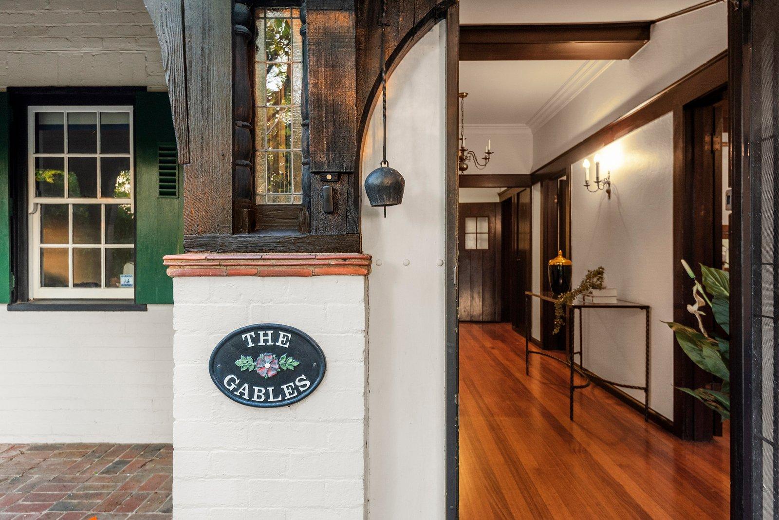 52 Normanby Road, Kew, Vic