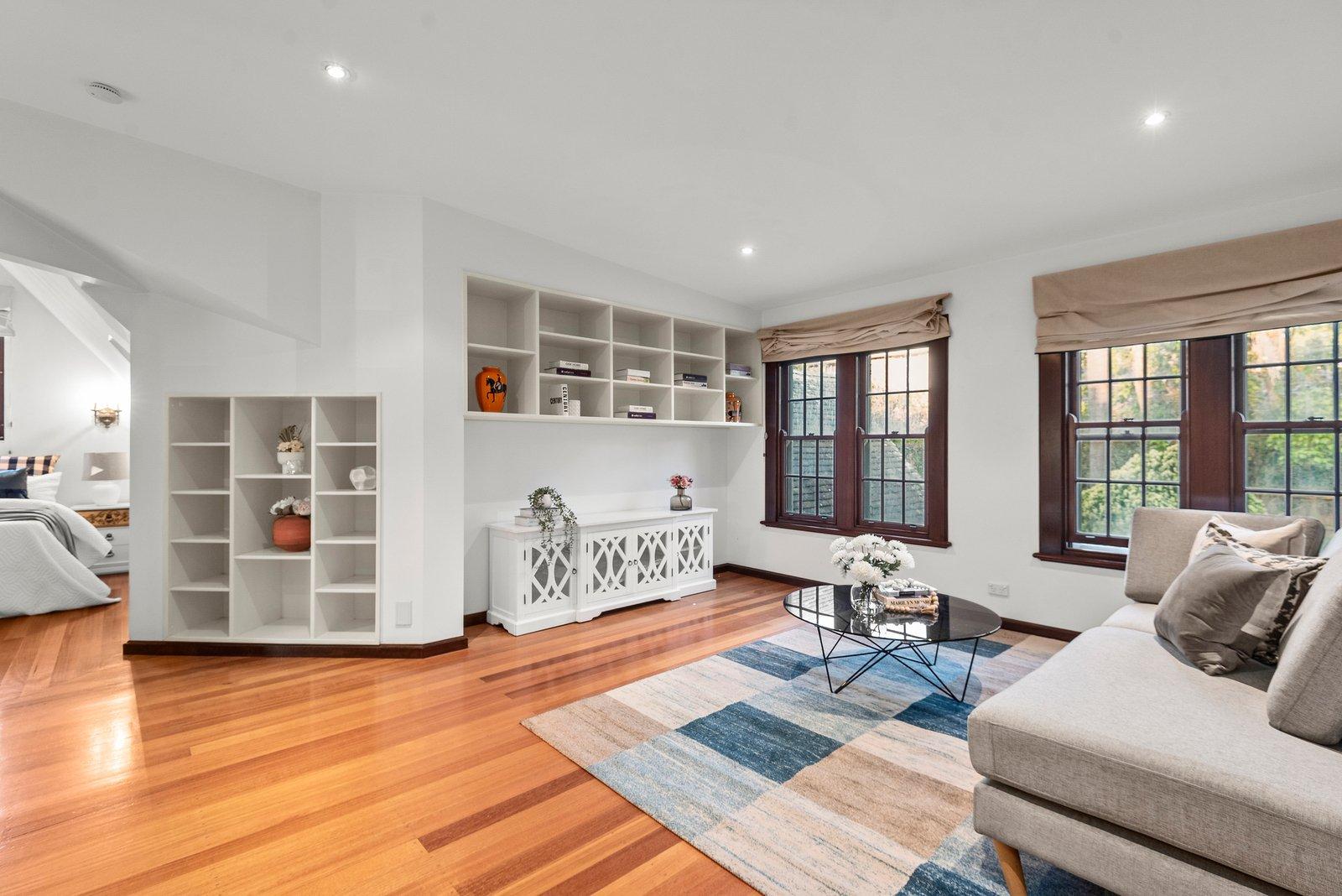 52 Normanby Road, Kew, Vic