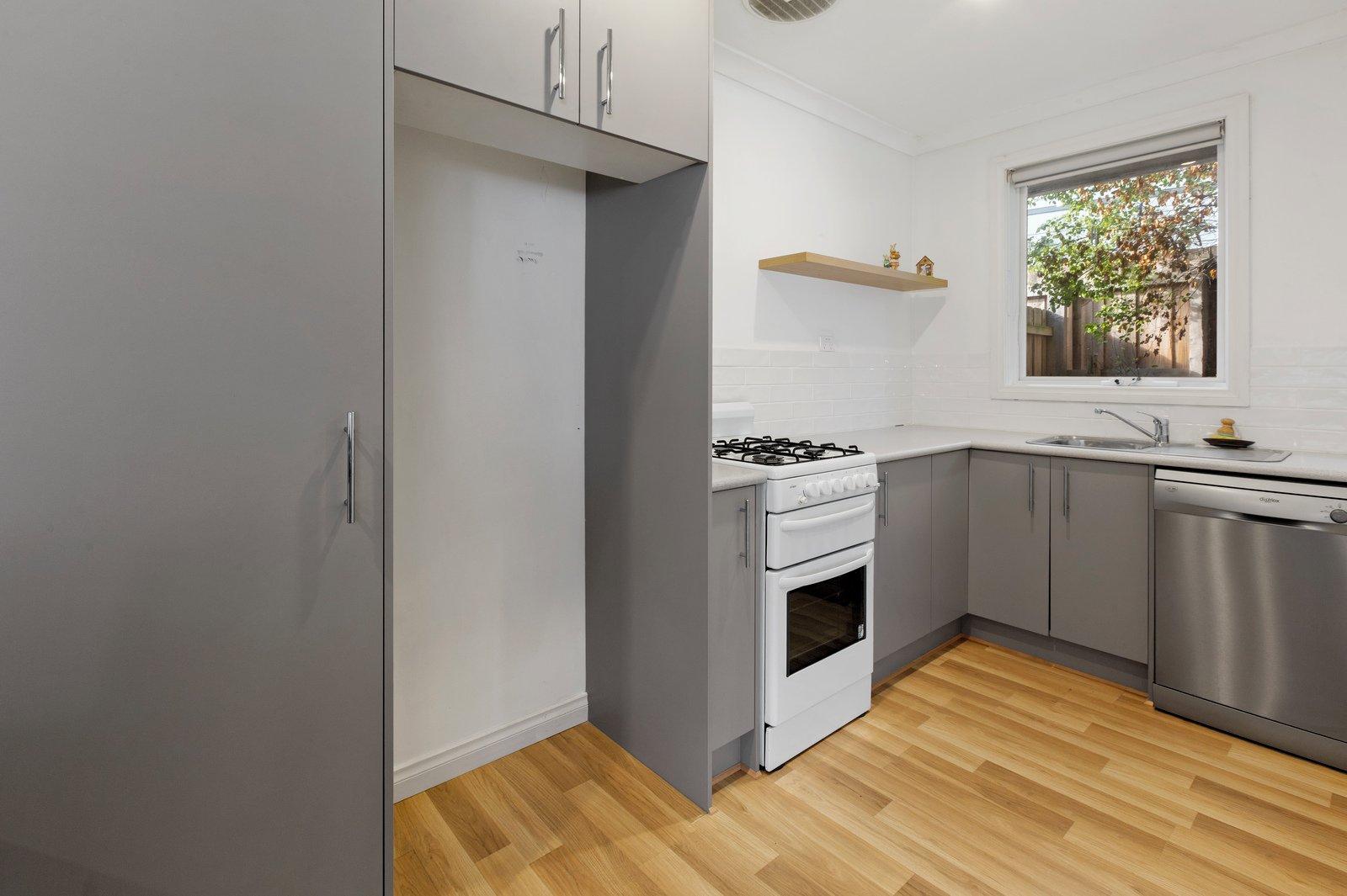 5/4-6 Campbell Grove, Mornington, 3931