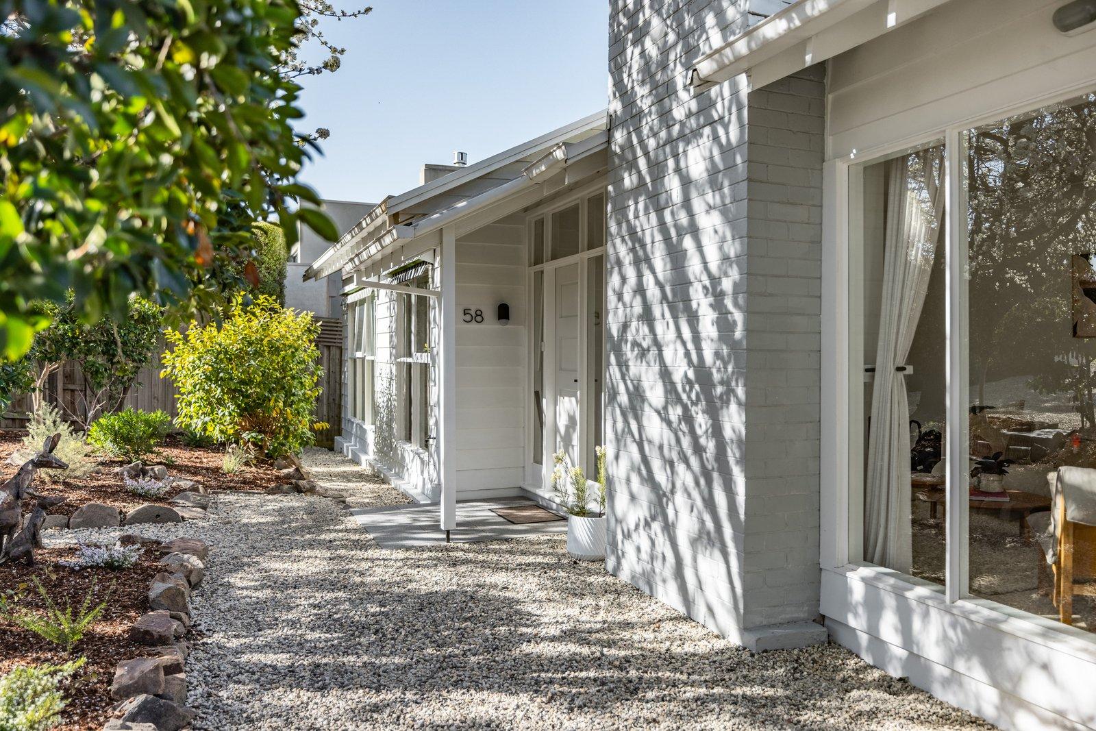 58 Old Mornington Road, Mount Eliza, 3930