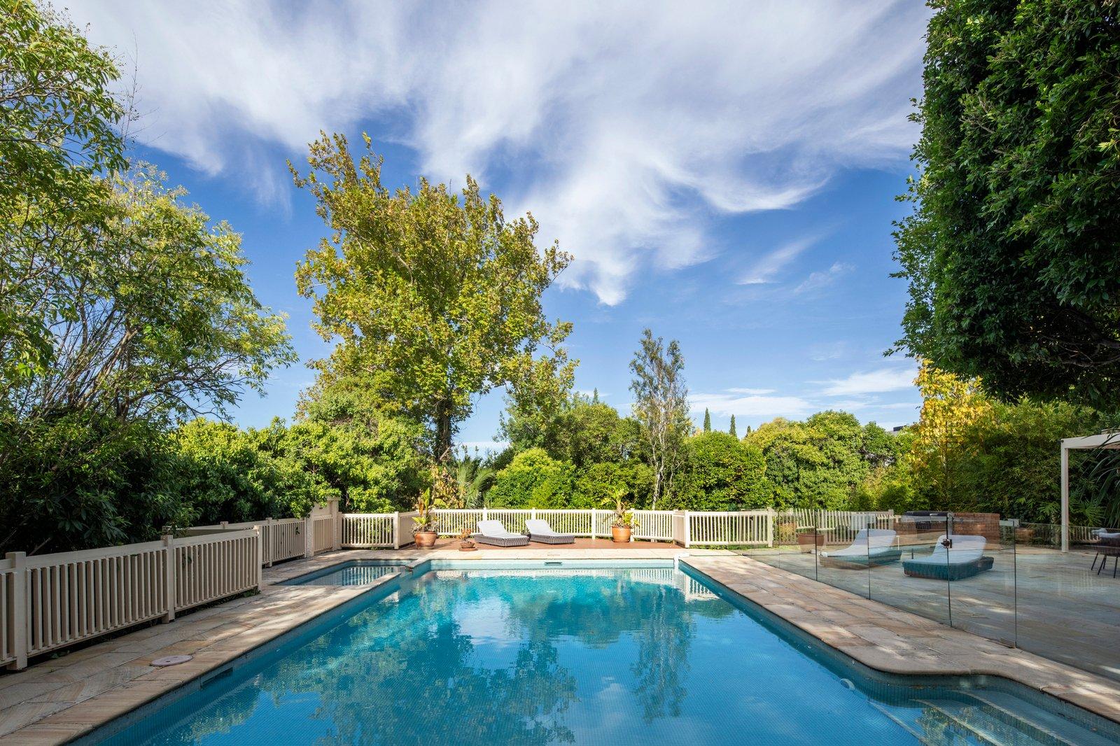 6 Macquarie Road, Toorak, 3142