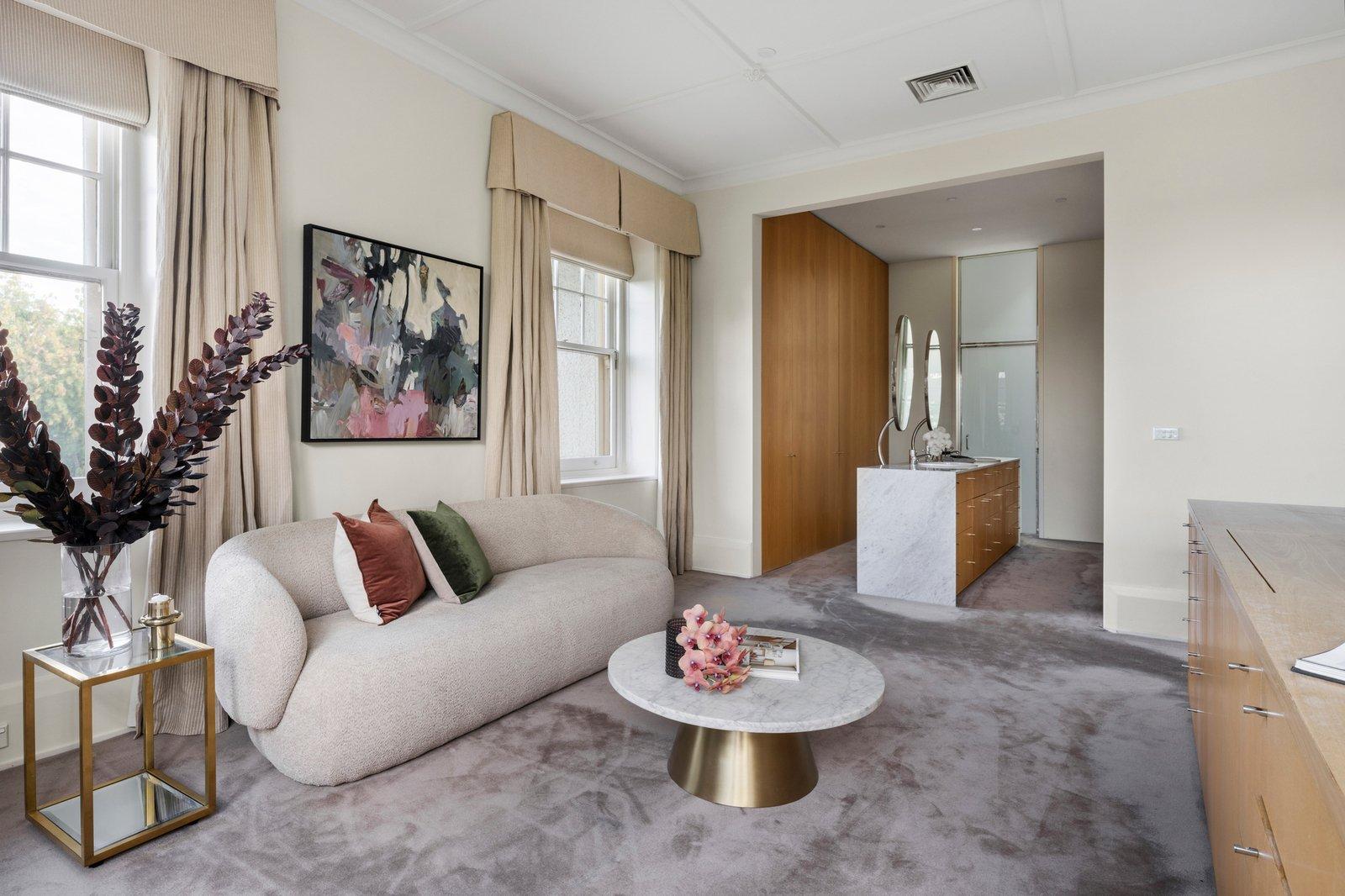 6 Macquarie Road, Toorak, 3142