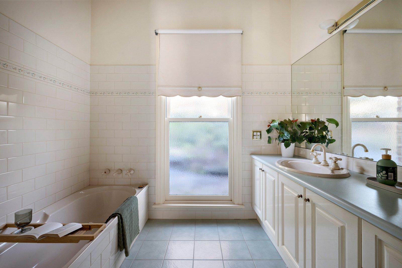 6 Merrigal Court, Frankston South, 3199