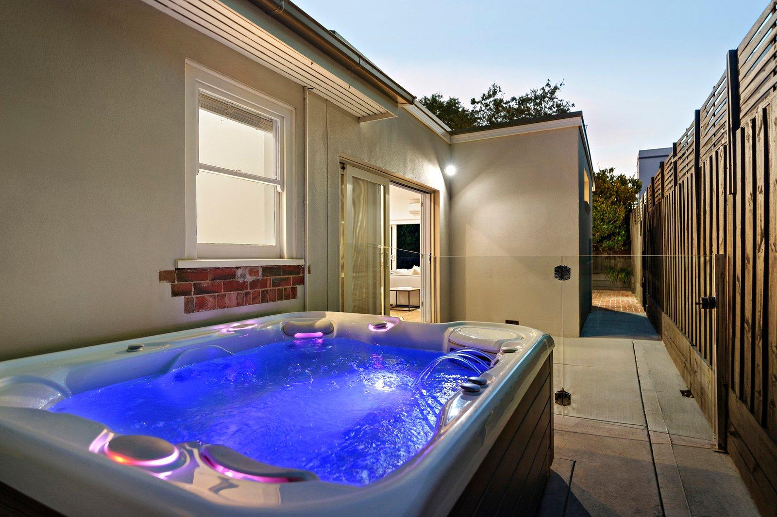 6 Clifton Grove, Hawthorn East, 3123