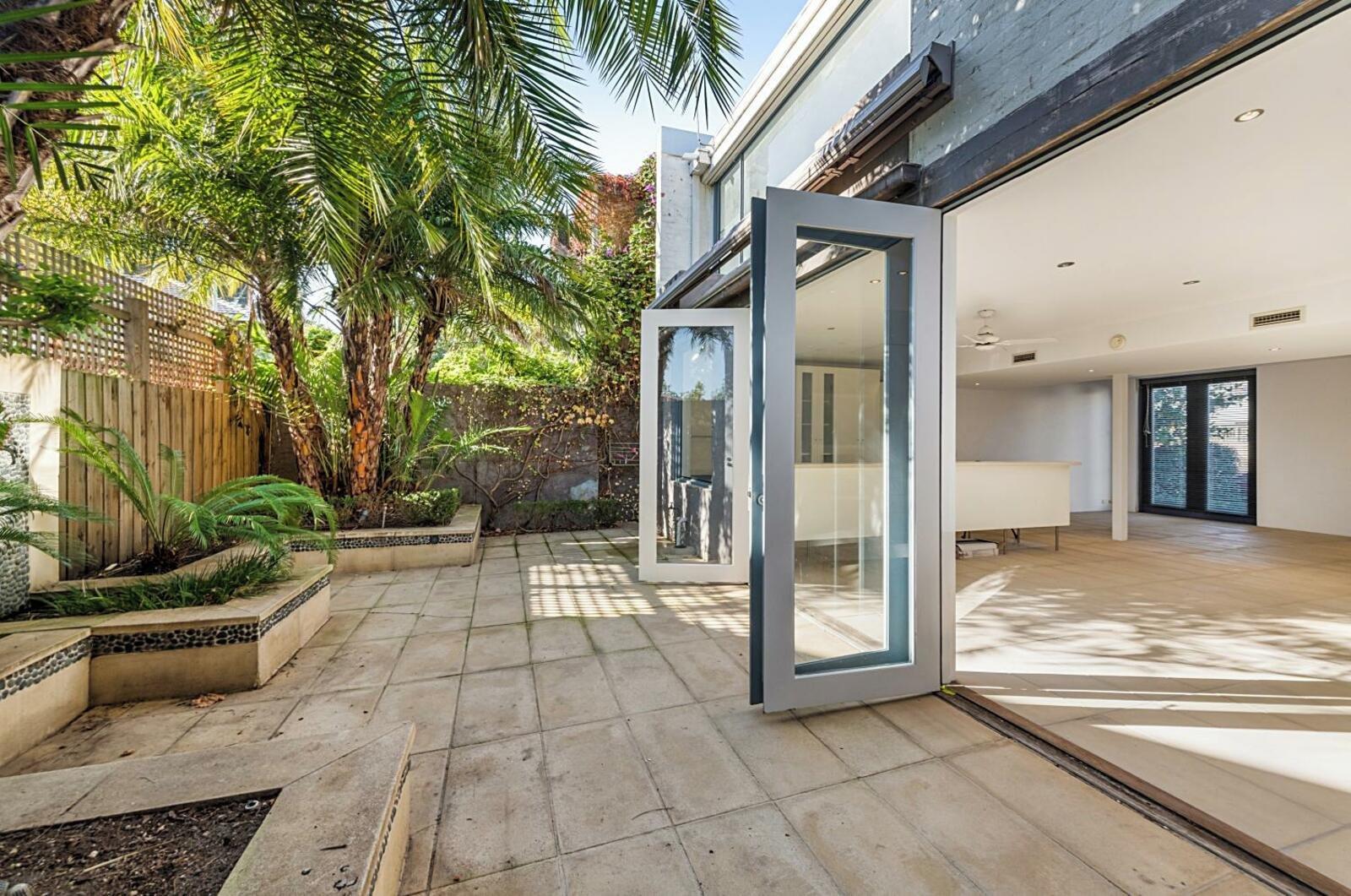 6 Howard Street, South Yarra, 3141