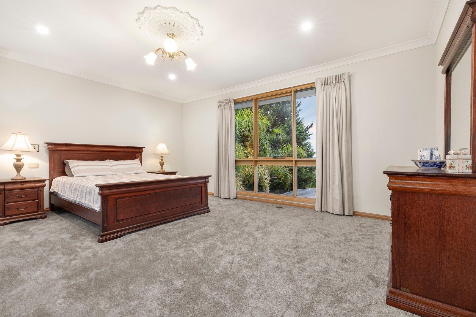 6 Larnaca Court, Templestowe, 3106