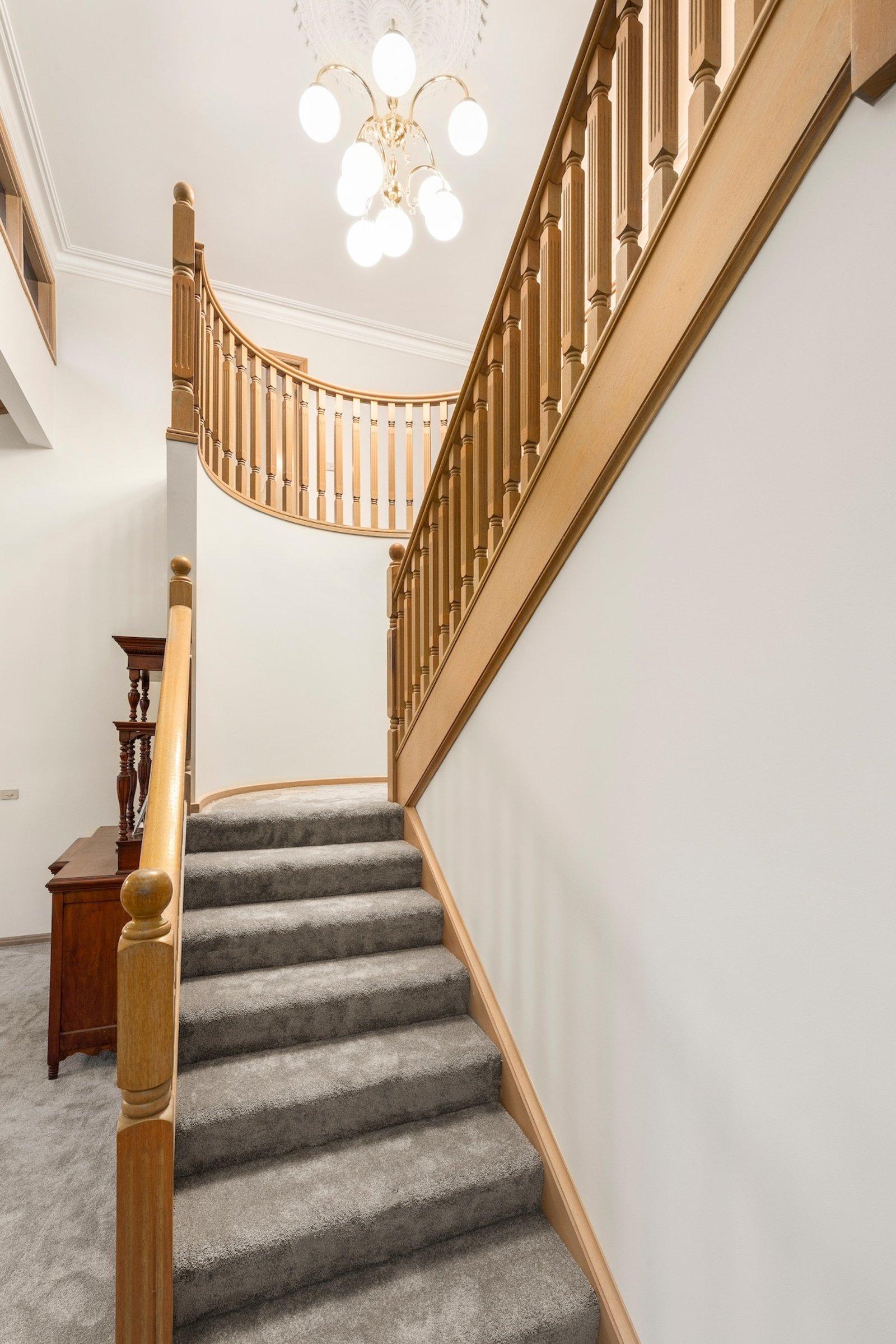 6 Larnaca Court, Templestowe, 3106