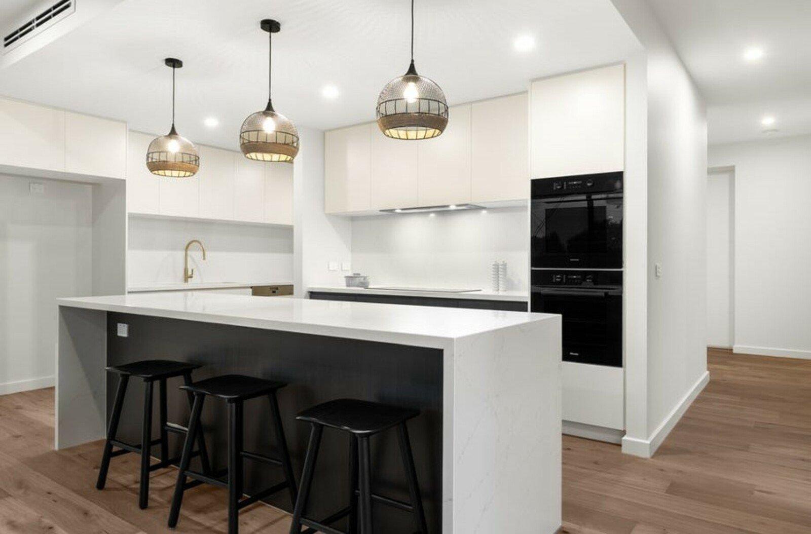 6 Ryburne Avenue, Ashburton, 3147