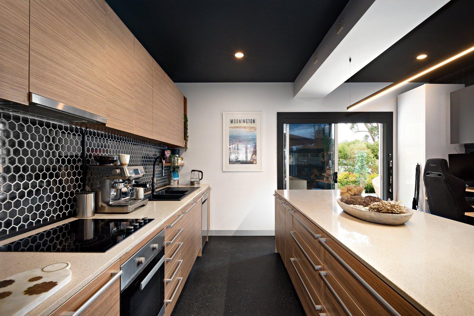 6 Rothesay Avenue, Mornington, 3931