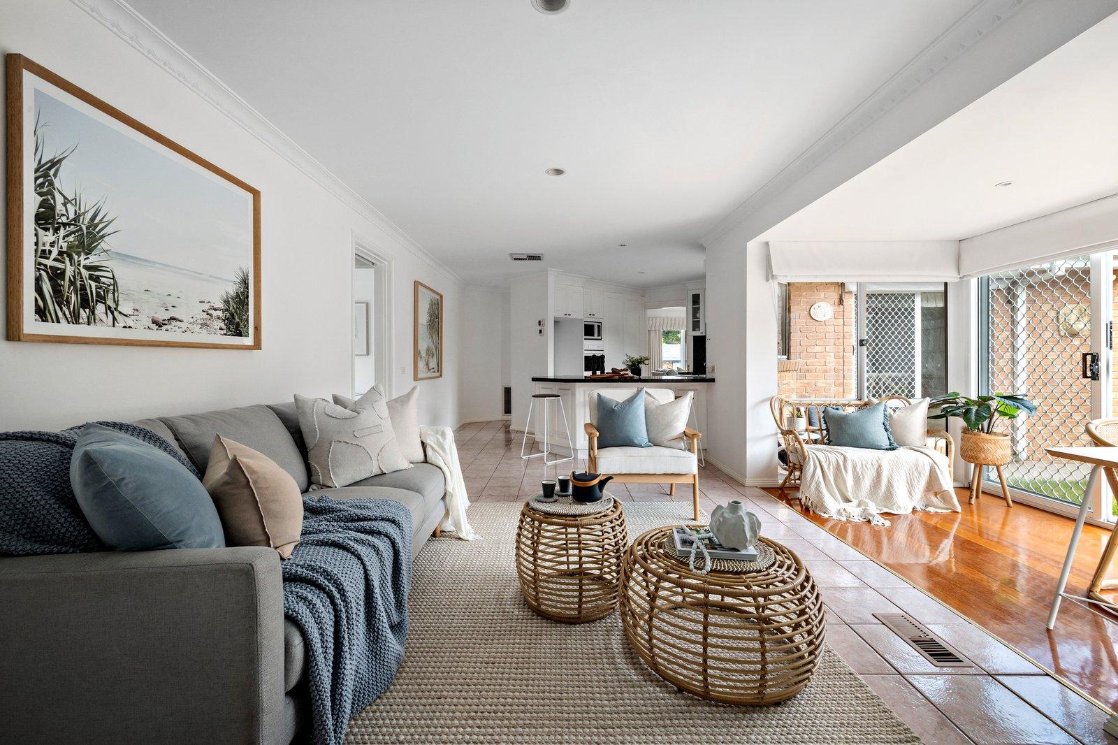 6 Sundown Walk, Frankston South, 3199