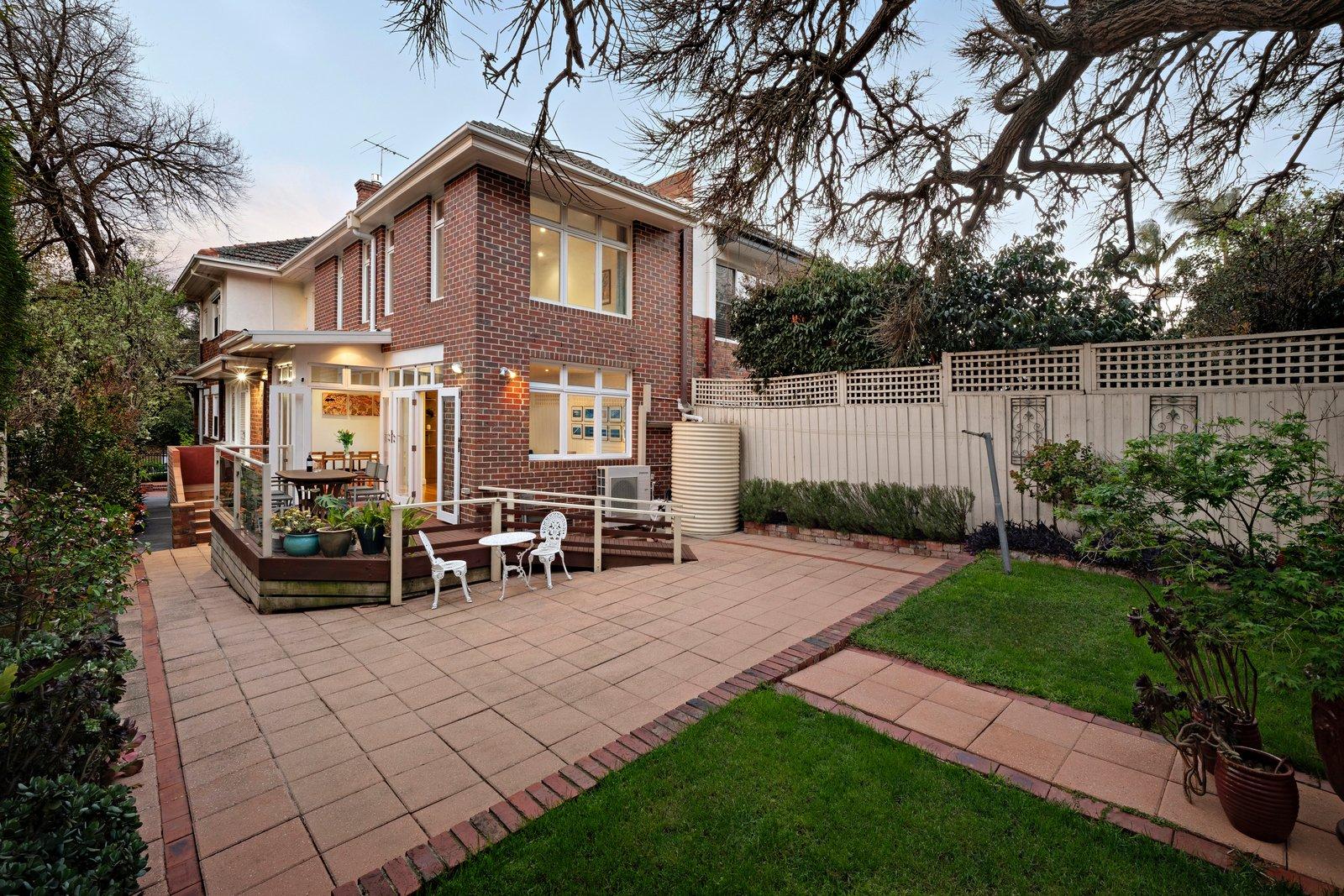 6 Warra Street, Toorak, 3142