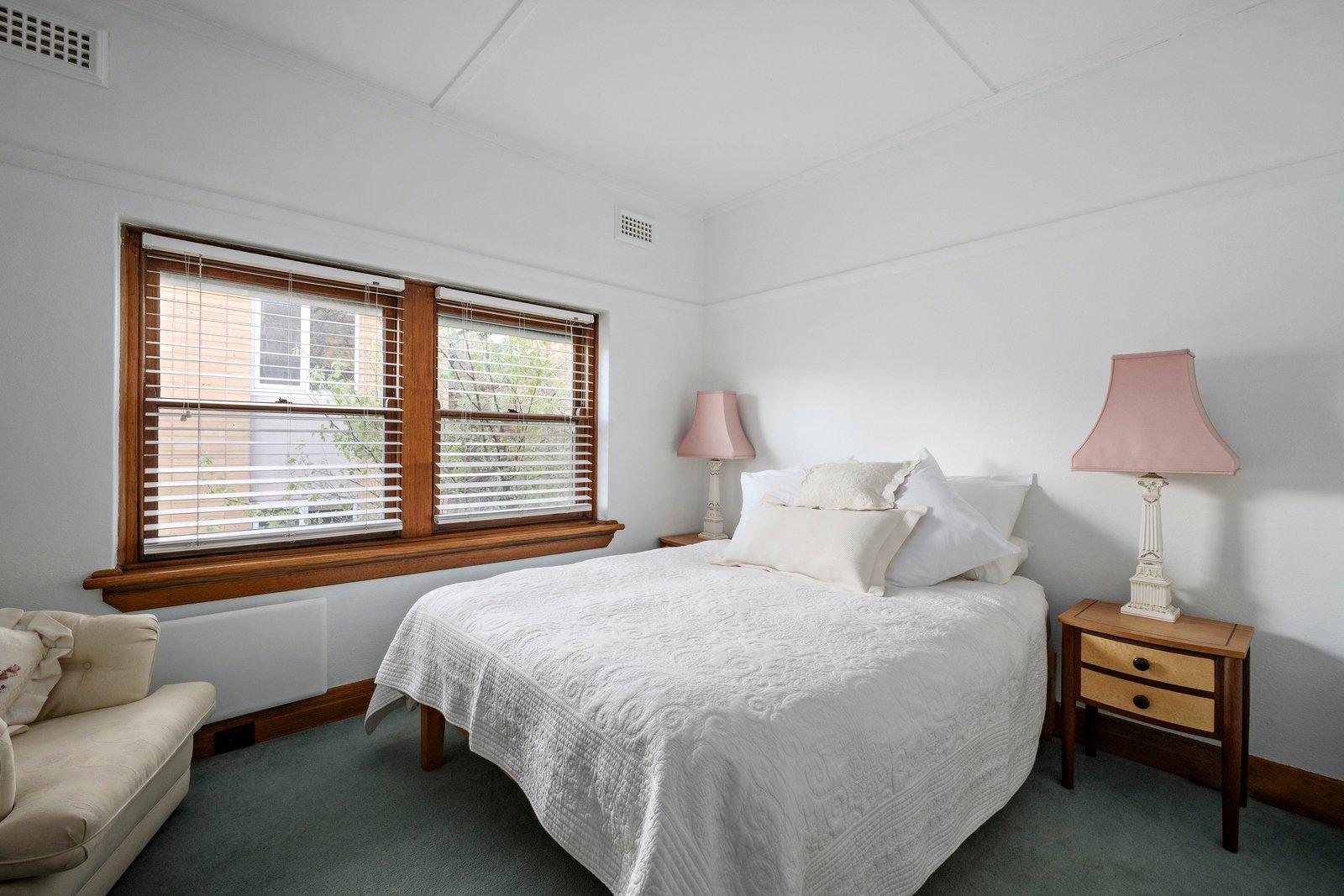 6 Warra Street, Toorak, 3142