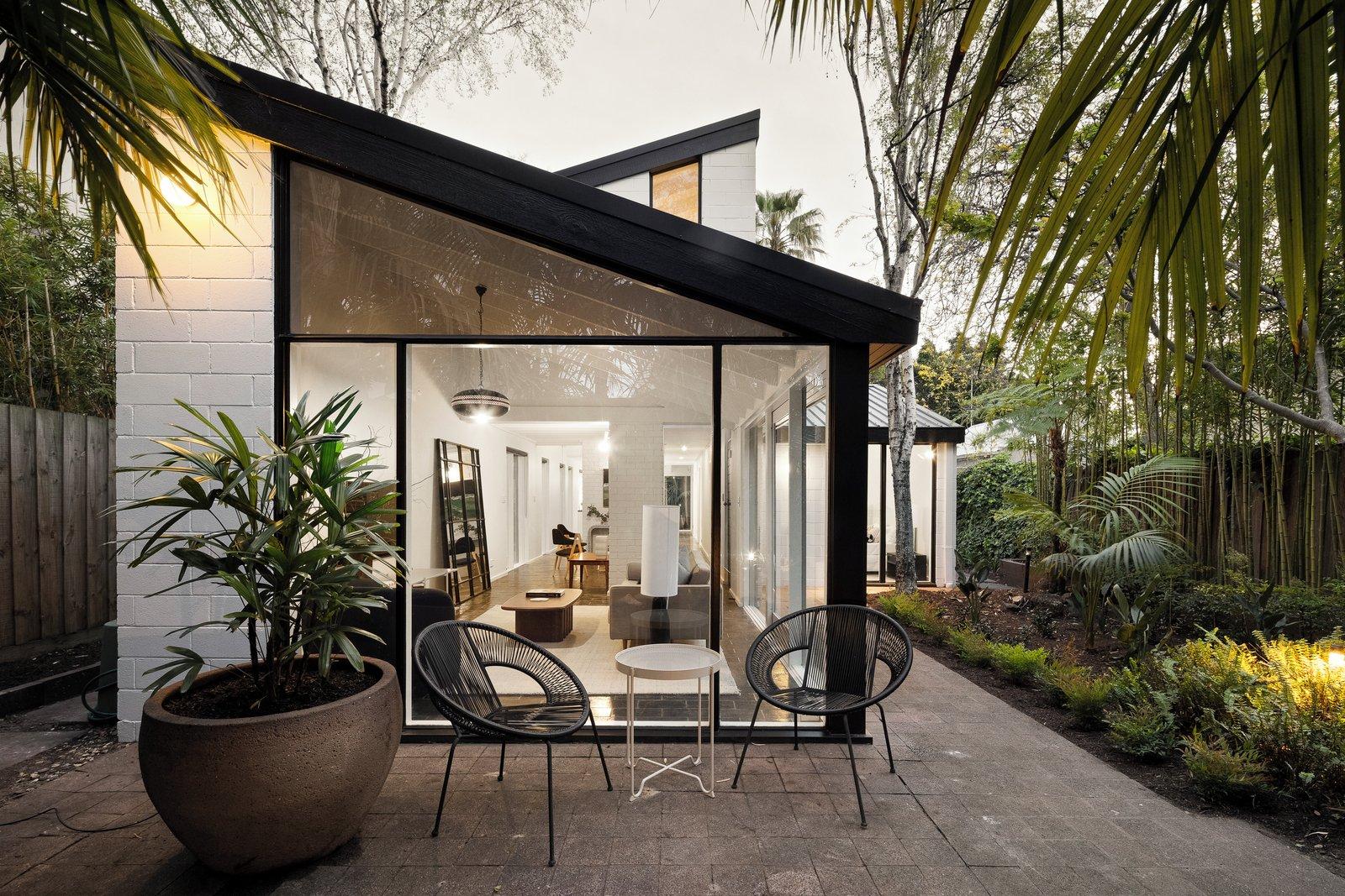 6 Woodside Crescent, Toorak, 3142