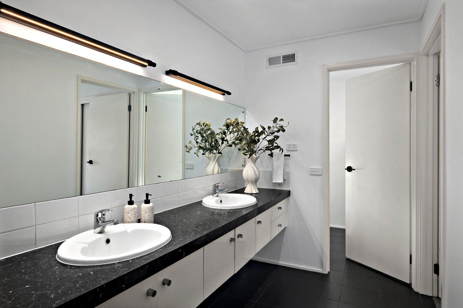 60 Rosedale Grove, Frankston South, 3199