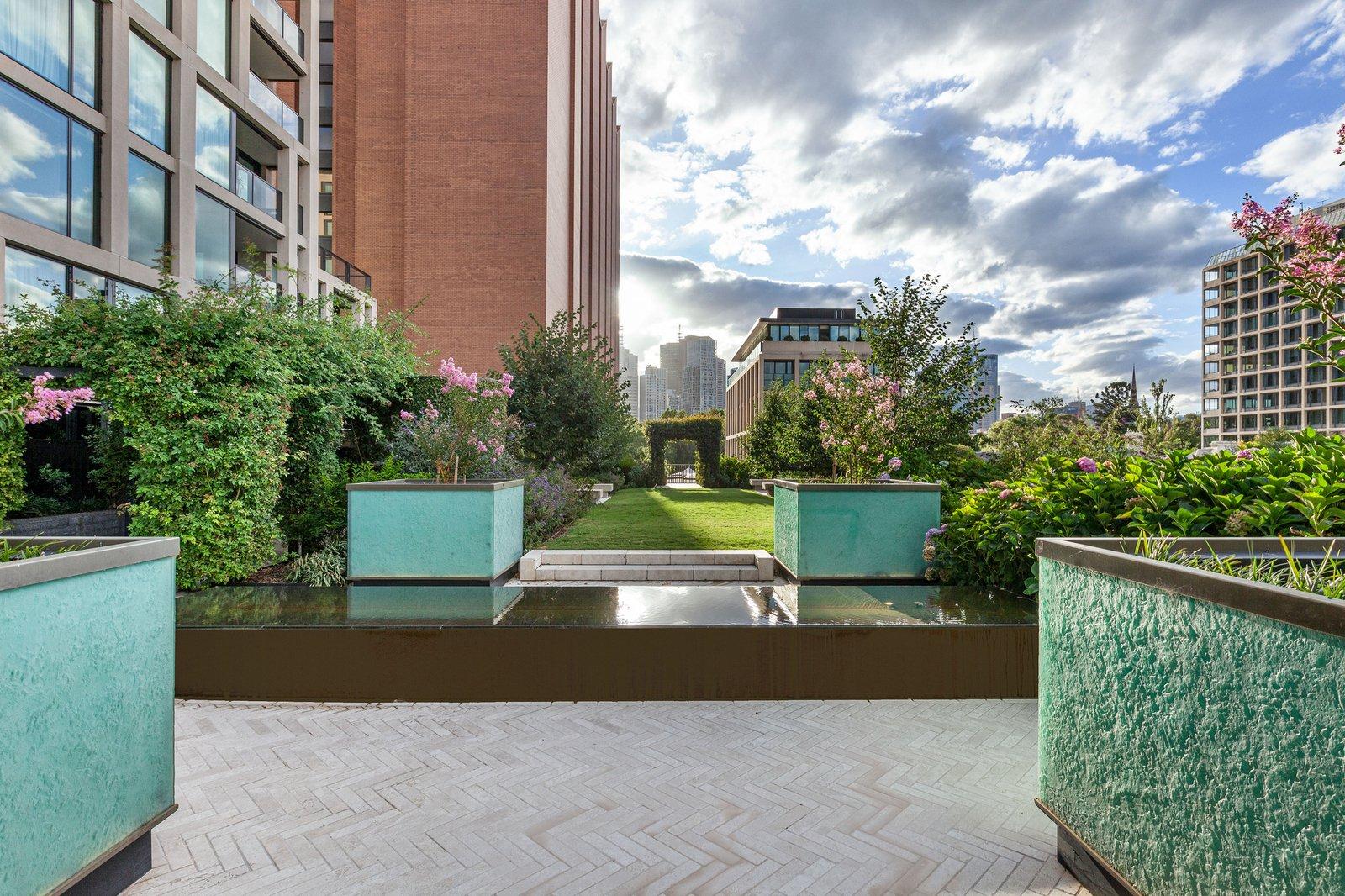 602/182 Wellington Parade, East Melbourne, 3002