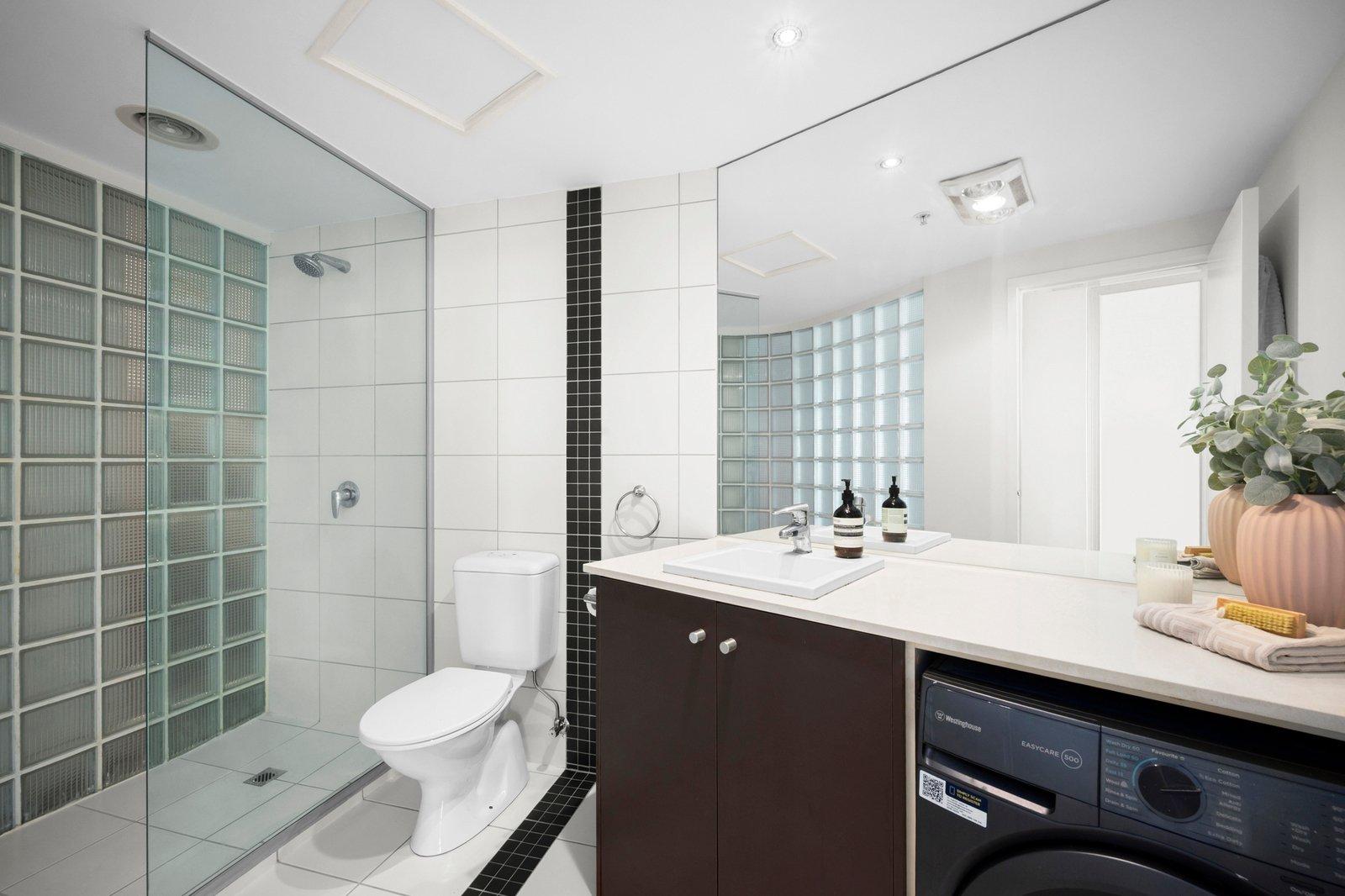 605/83 Queens Road, Melbourne, 3004