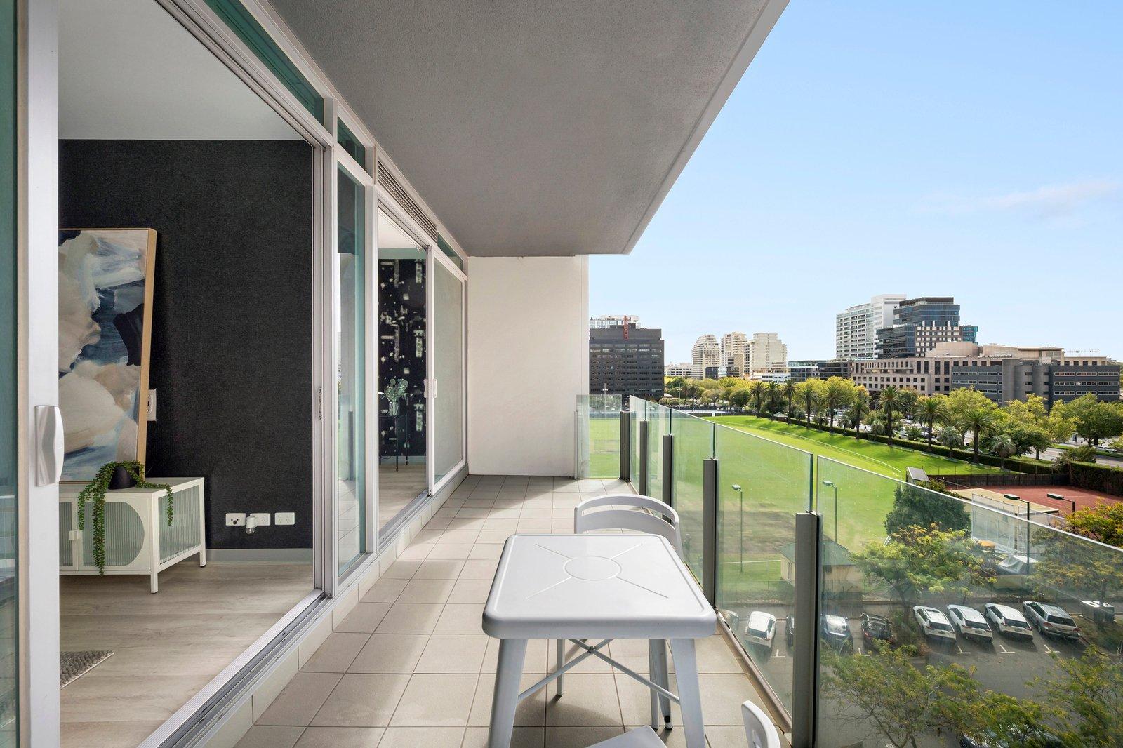 607/1 Roy Street, Melbourne, 3004