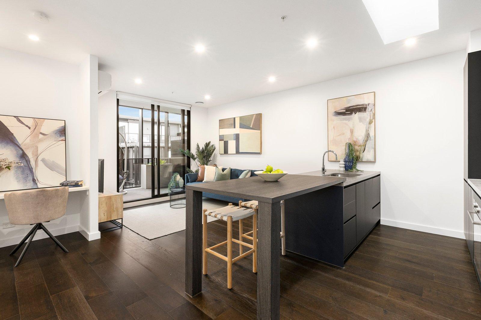 607B/162 Whitehorse Road, Blackburn, 3130