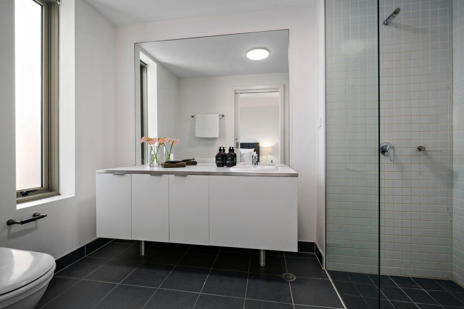 6/145 Beach Street, Port Melbourne, 3207