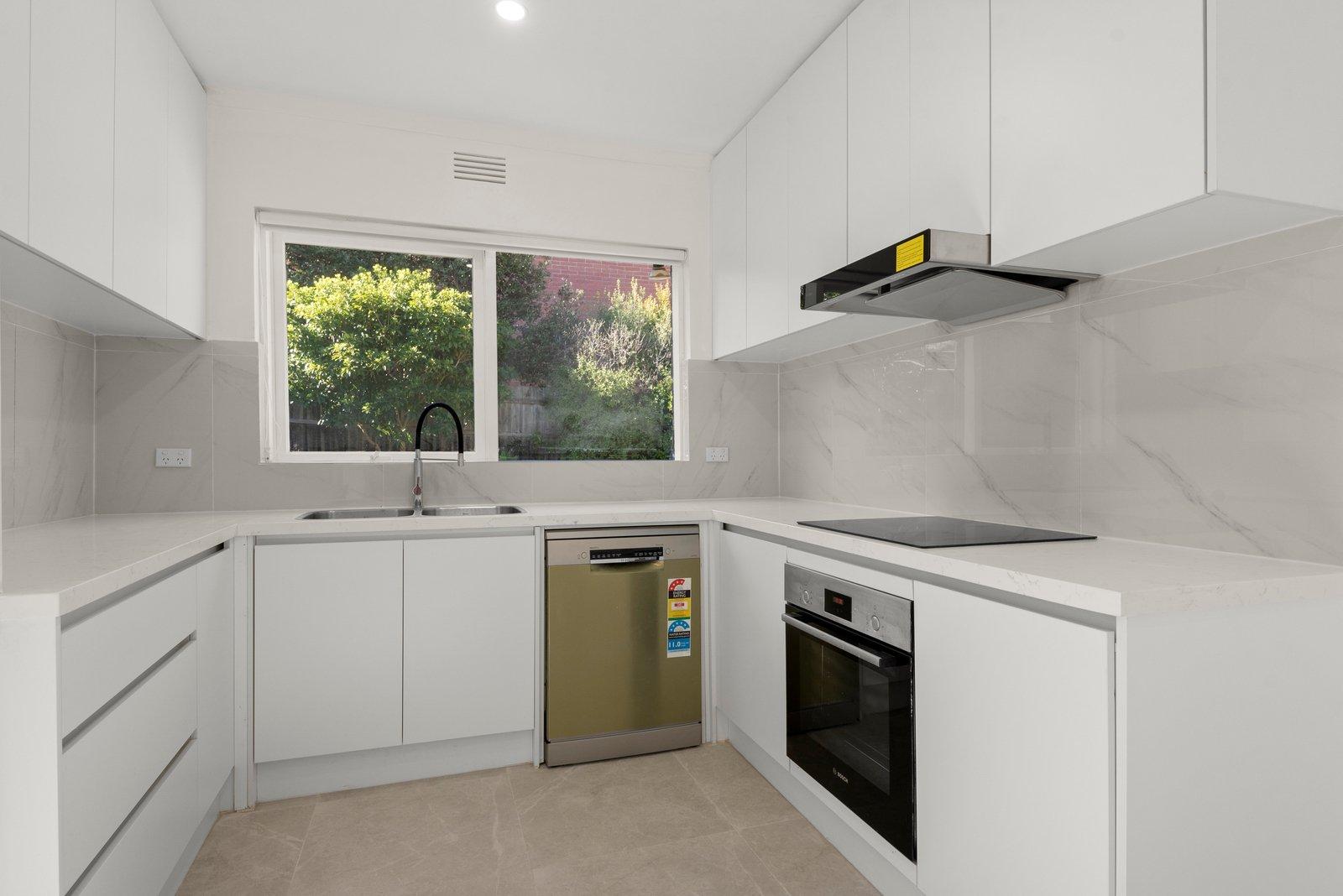 6/16 Brenbeal Street, Balwyn, Vic