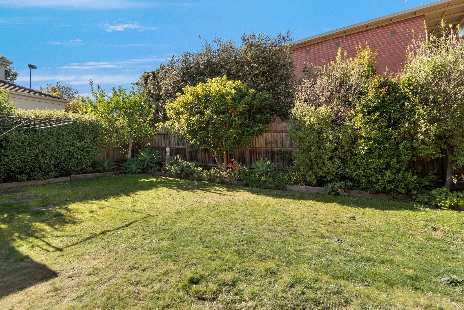 6/16 Brenbeal Street, Balwyn, Vic