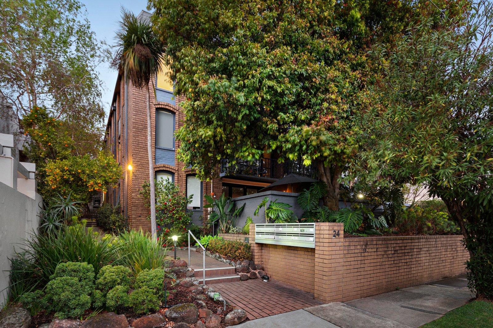 6/24 Tintern Avenue, Toorak, 3142