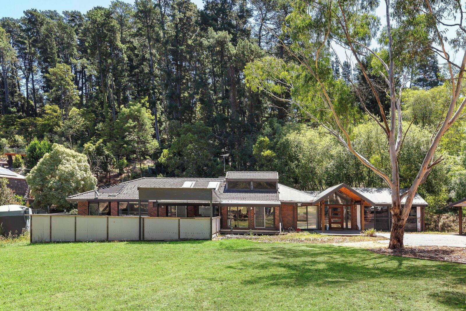 63-65 Ennismore Crescent, Park Orchards, 3114