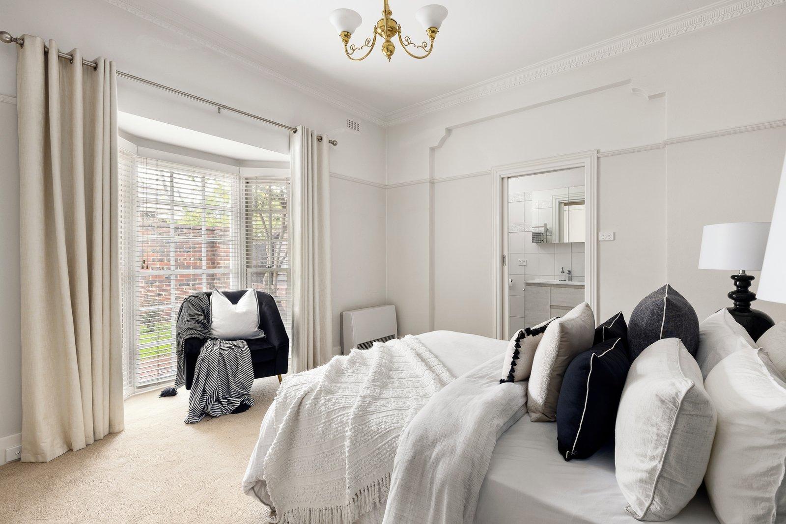 64 Summerhill Road, Glen Iris, 3146