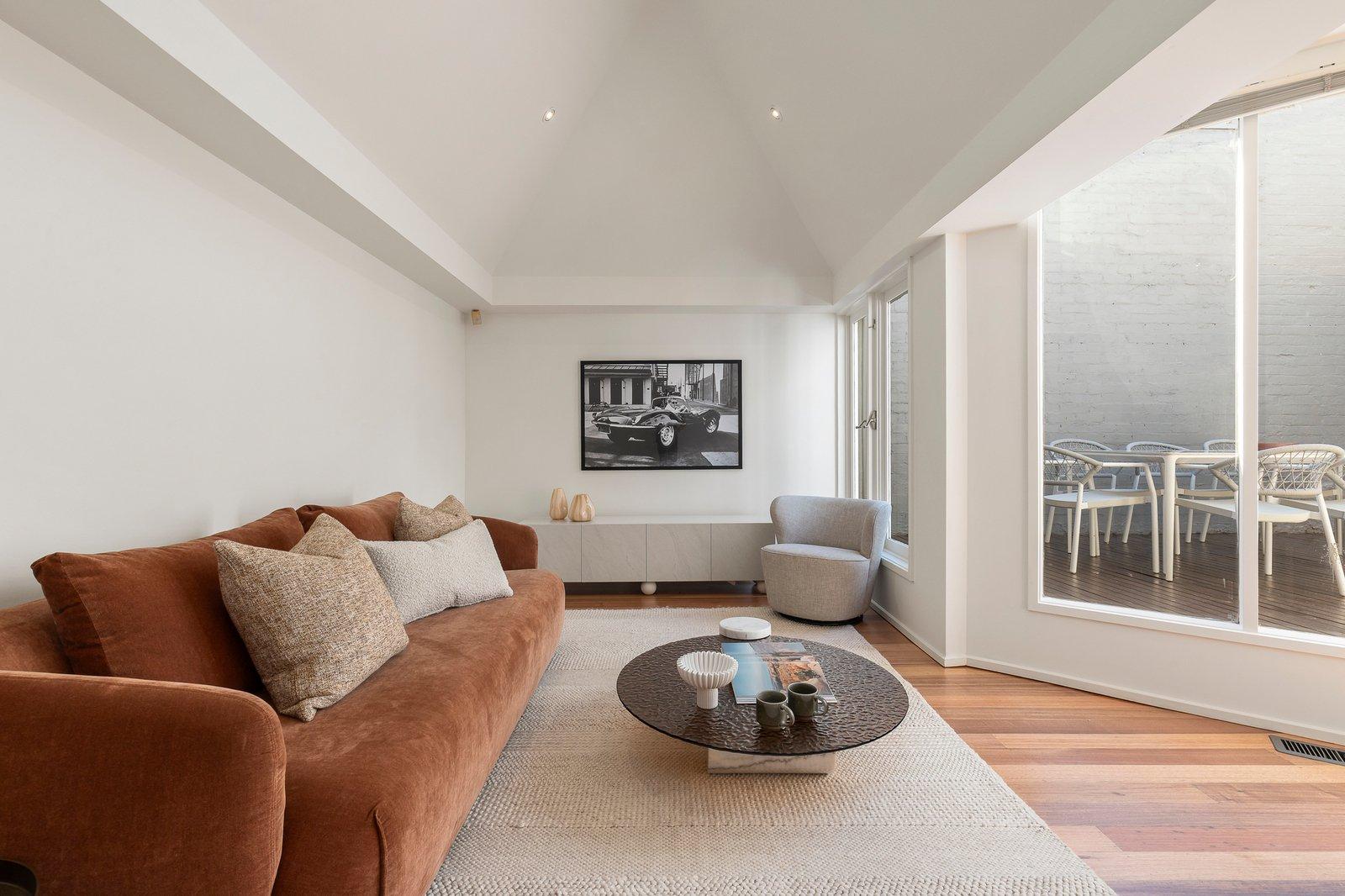 65 Fairbairn Road, Toorak, 3142