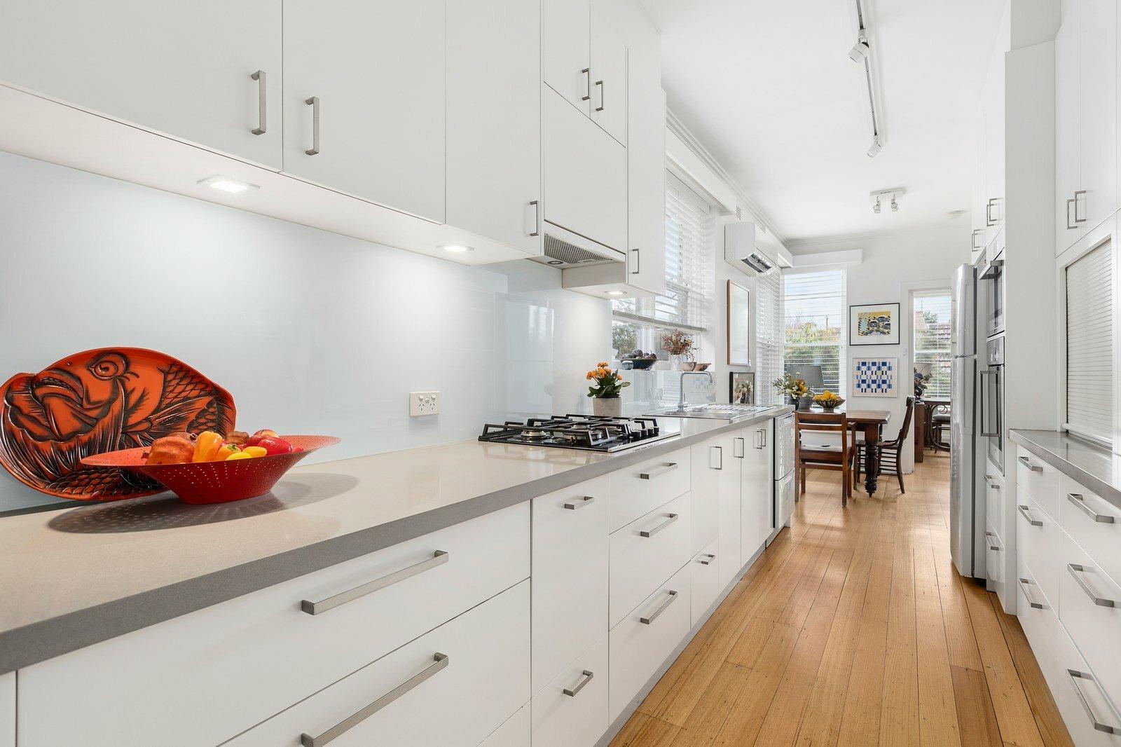 6/567 Toorak Road, Toorak, 3142