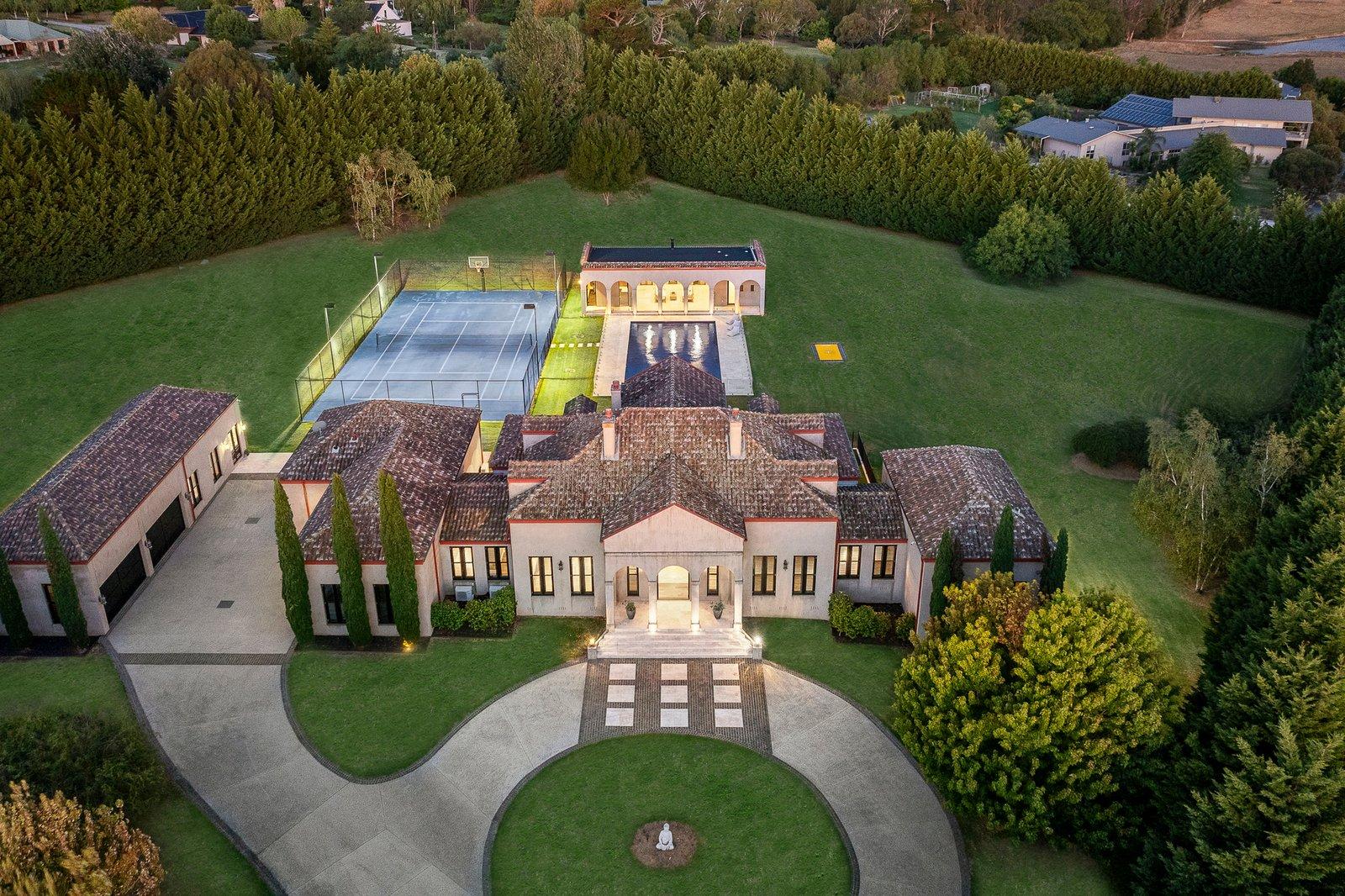 7-8 Mallaig Rise, Berwick, 3806