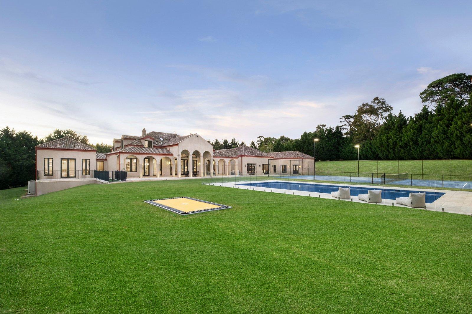 7-8 Mallaig Rise, Berwick, 3806