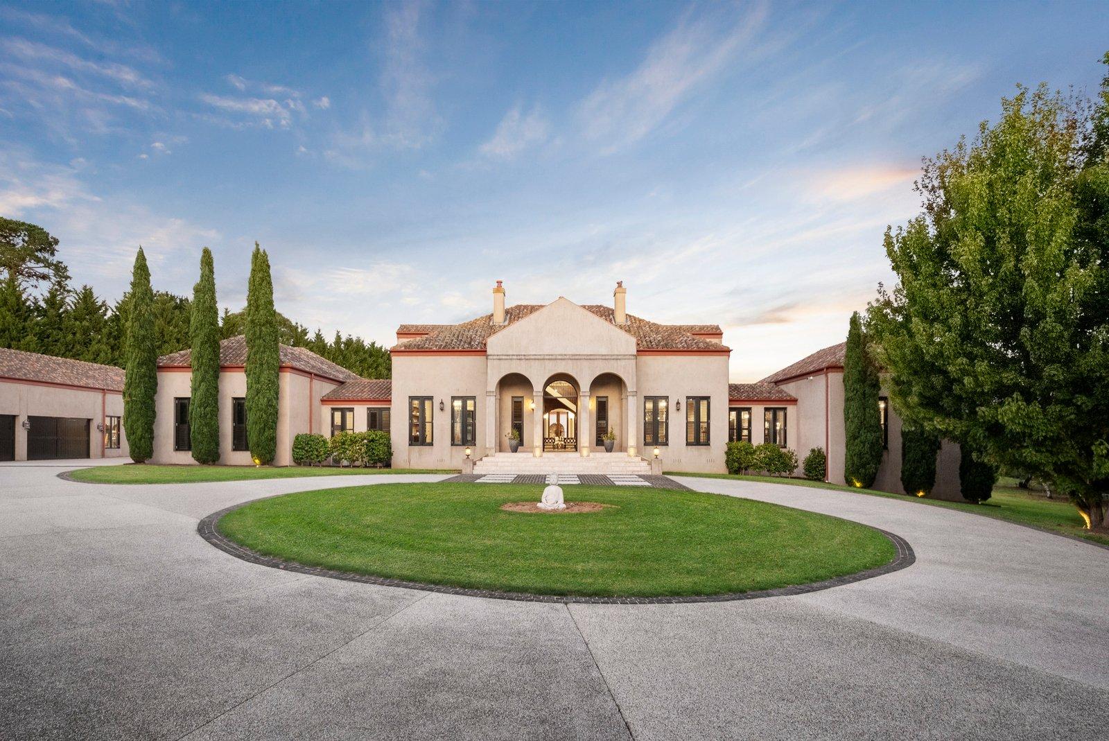 7-8 Mallaig Rise, Berwick, 3806