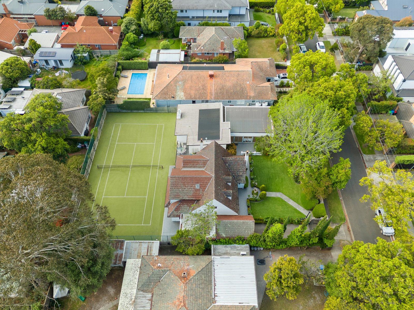 7-9 Bateman Street, Hampton, 3188