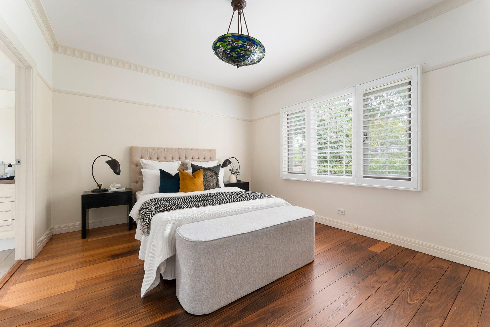 7 Sutton Parade, Mont Albert North, 3129