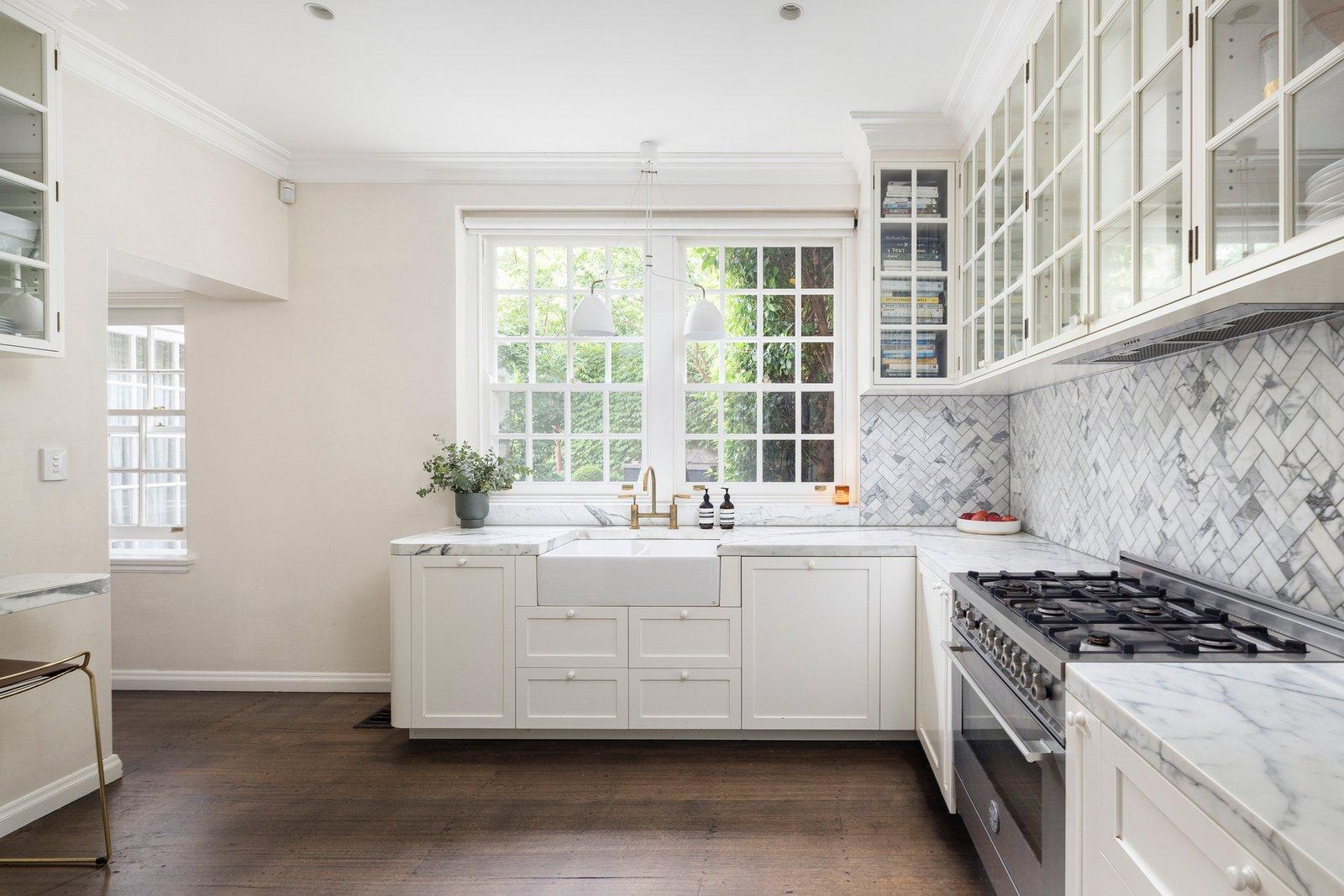 7 Yarradale Road, Toorak, 3142