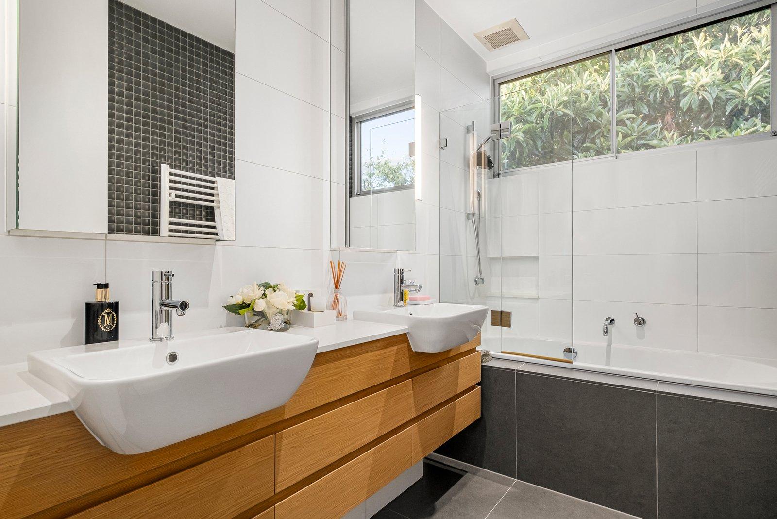 72 Chomley Street, Prahran, 3181