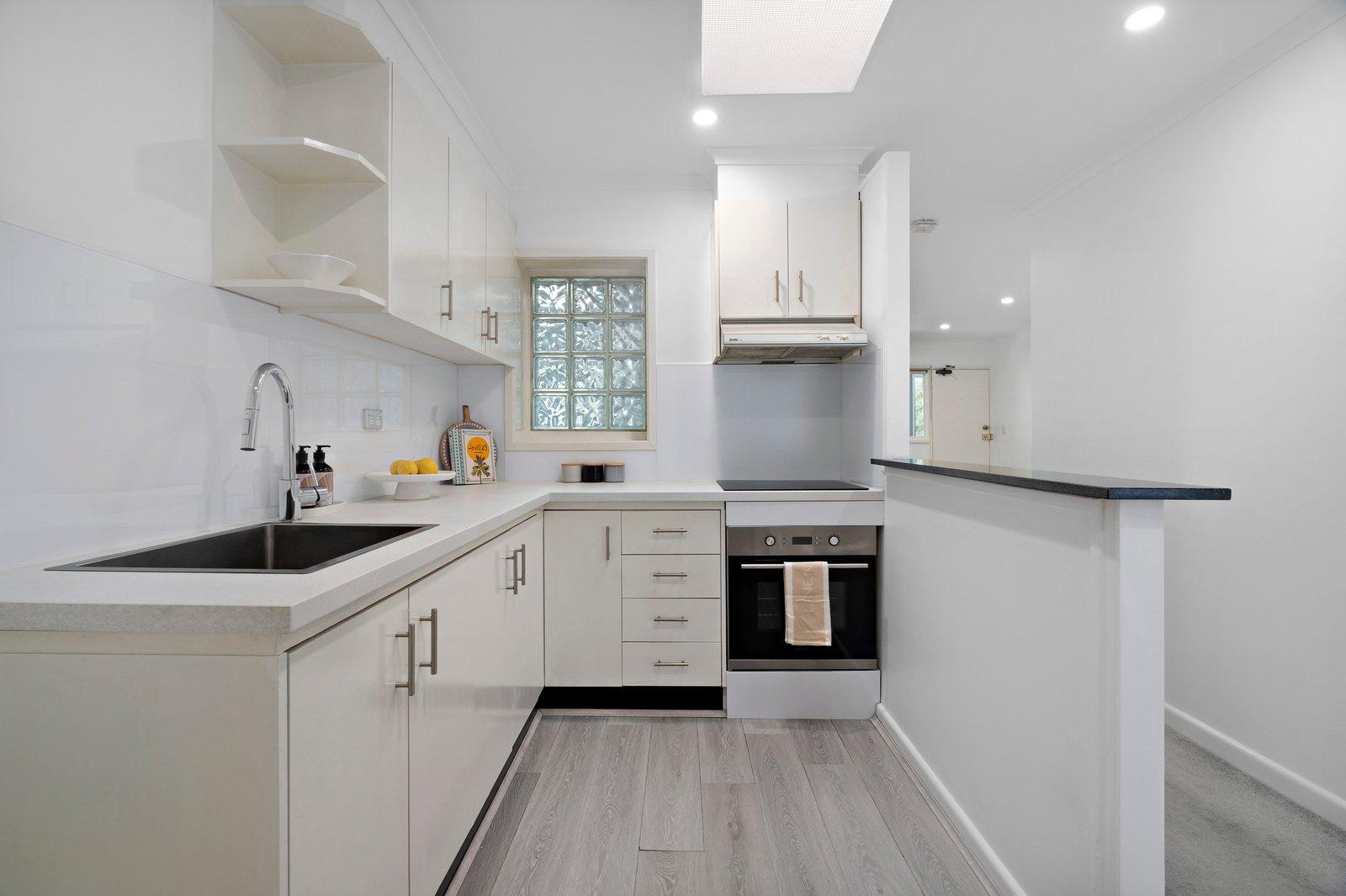 7/4 Yorston Court, Elsternwick, 3185