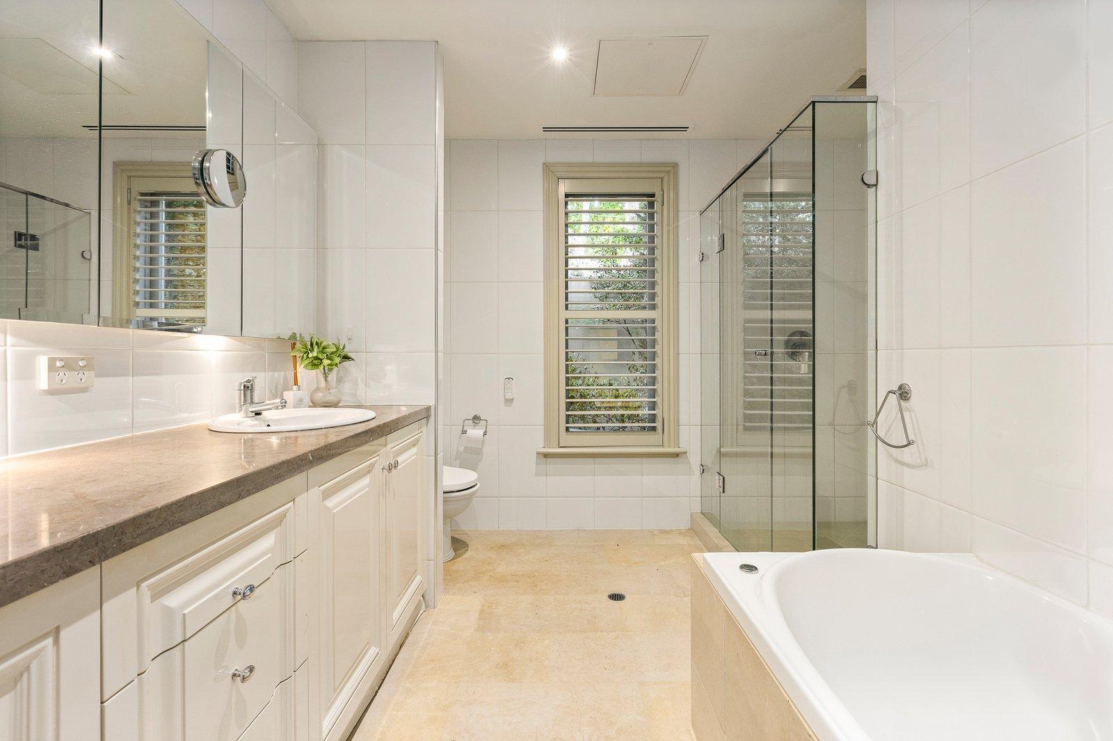 74 St Georges Road, Toorak, 3142