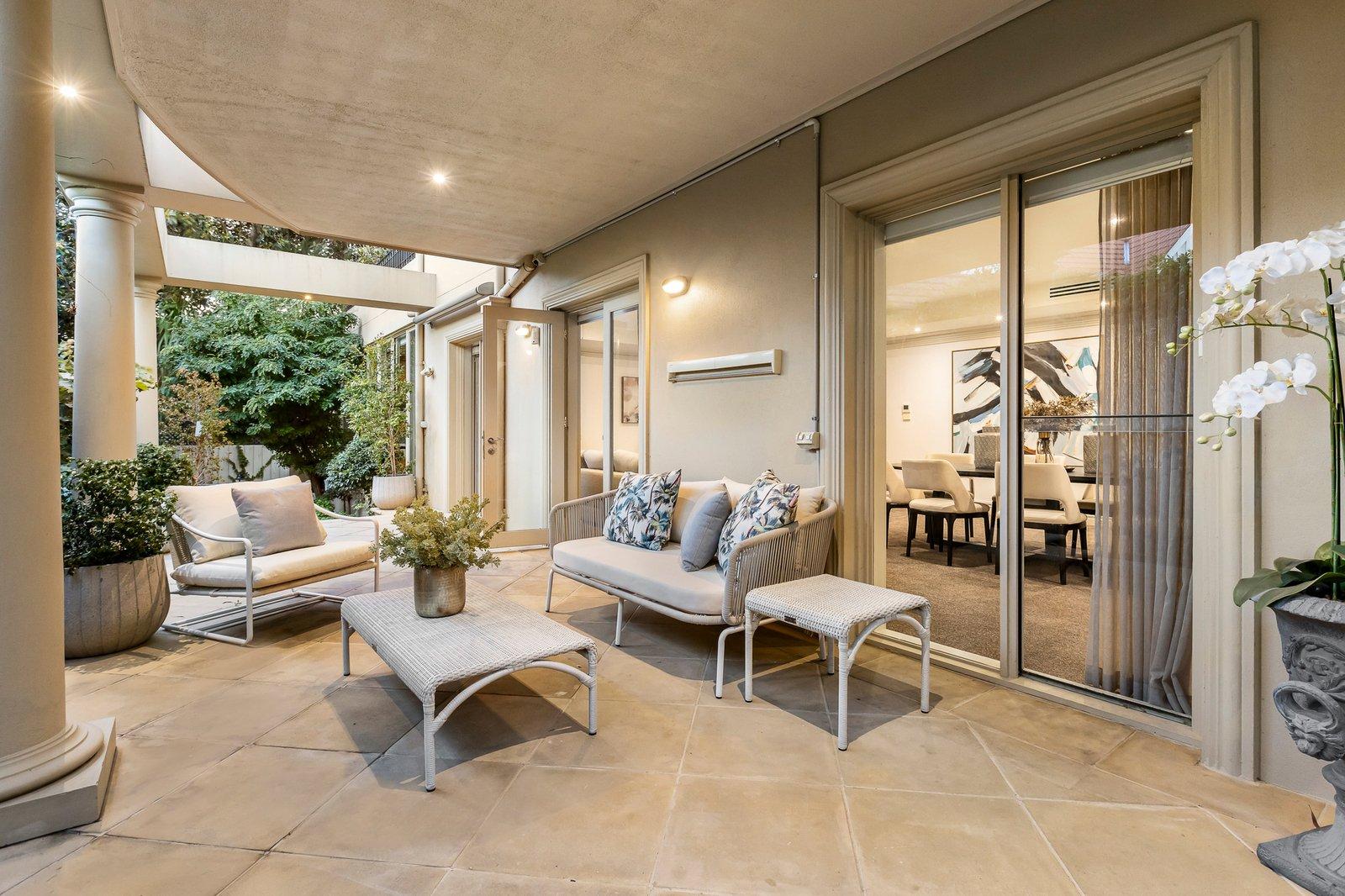 74 St Georges Road, Toorak, 3142