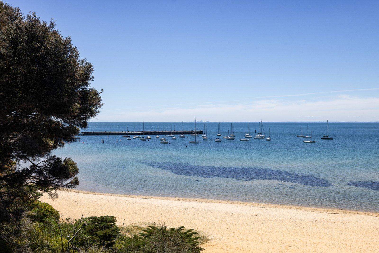 7/9 Blake Street, Mornington, 3931