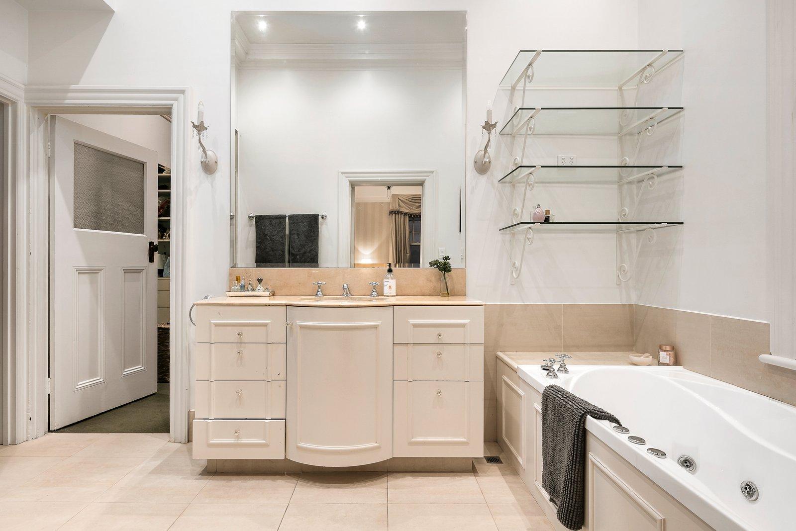 8-10 Howard Street, Kew, 3101