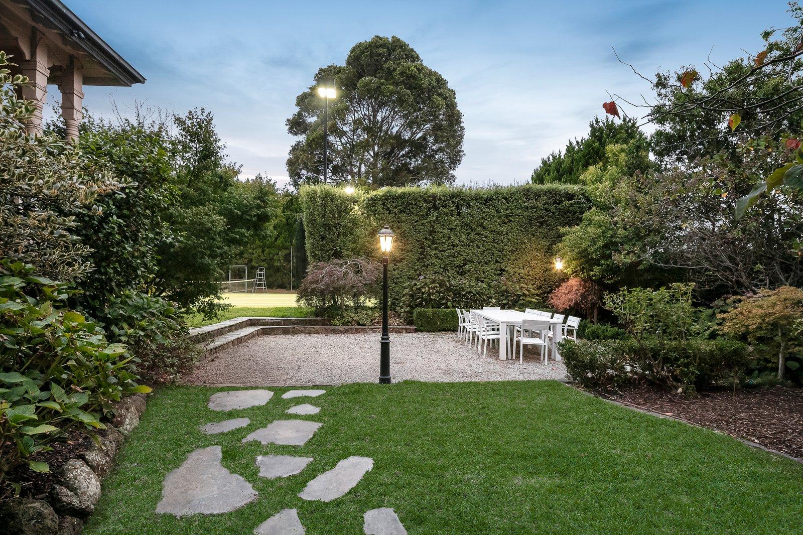 8-10 Howard Street, Kew, 3101